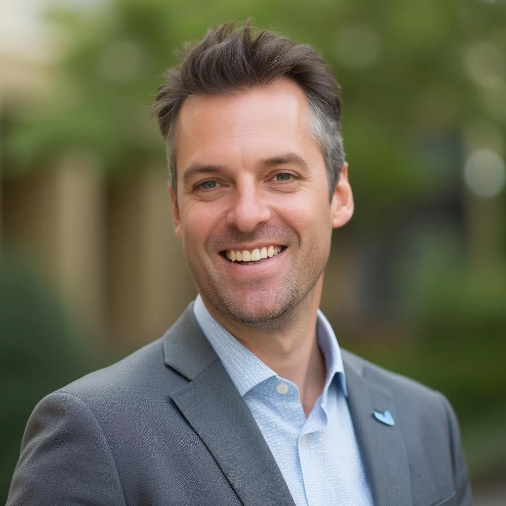 Retrato de Alejandro Vidal, Fundador y CEO